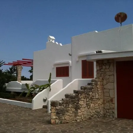 Adele Monopoli,puglia Vila *